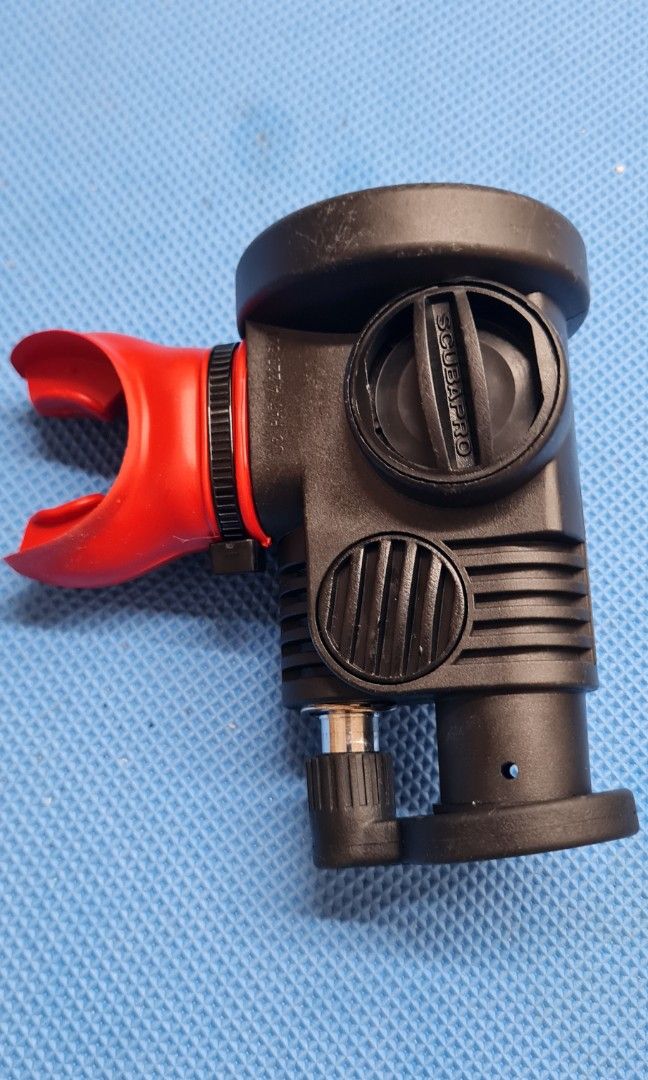 Scubapro Air2 Octo/Inflator scuba diving backup regulator, Sports