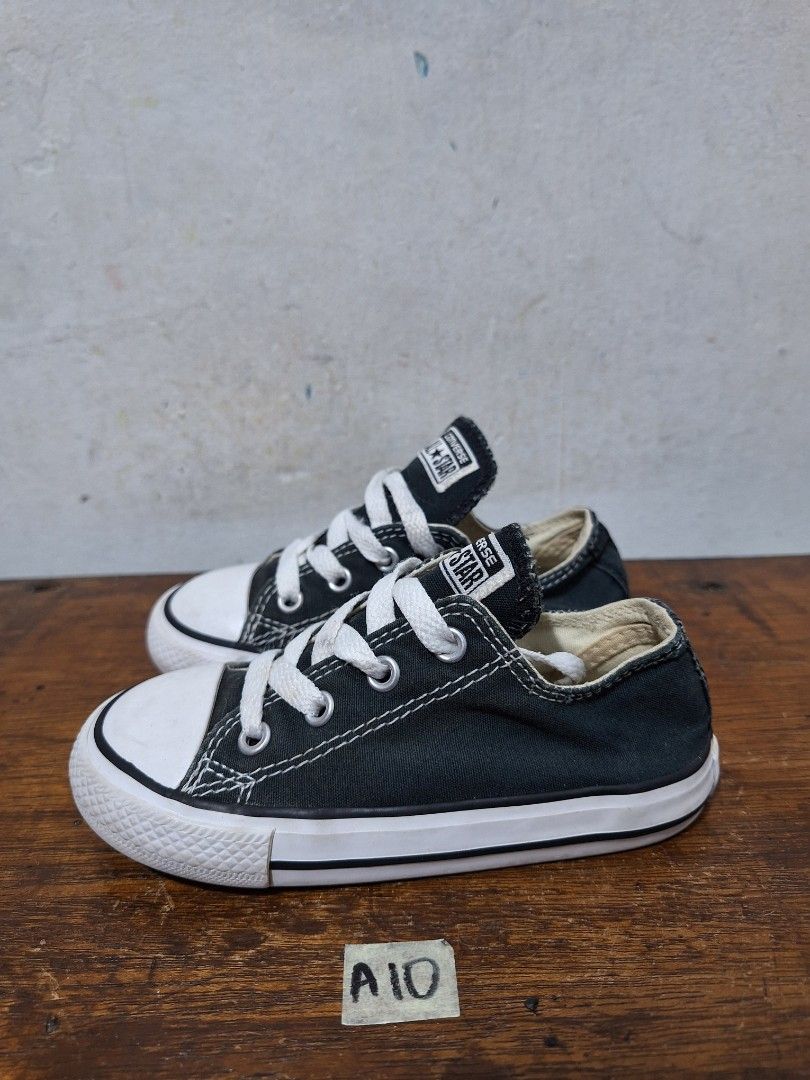 Sepatu converse bayi original top