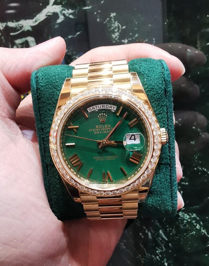 Gold green face rolex store