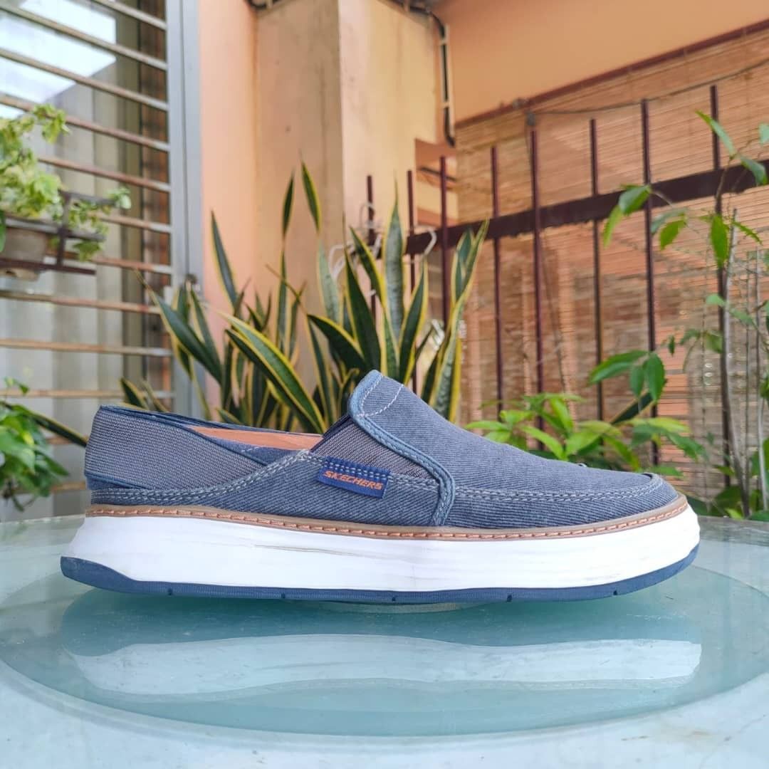 Skechers Moreno Welmer Slip On 6UK Men s Fashion Footwear