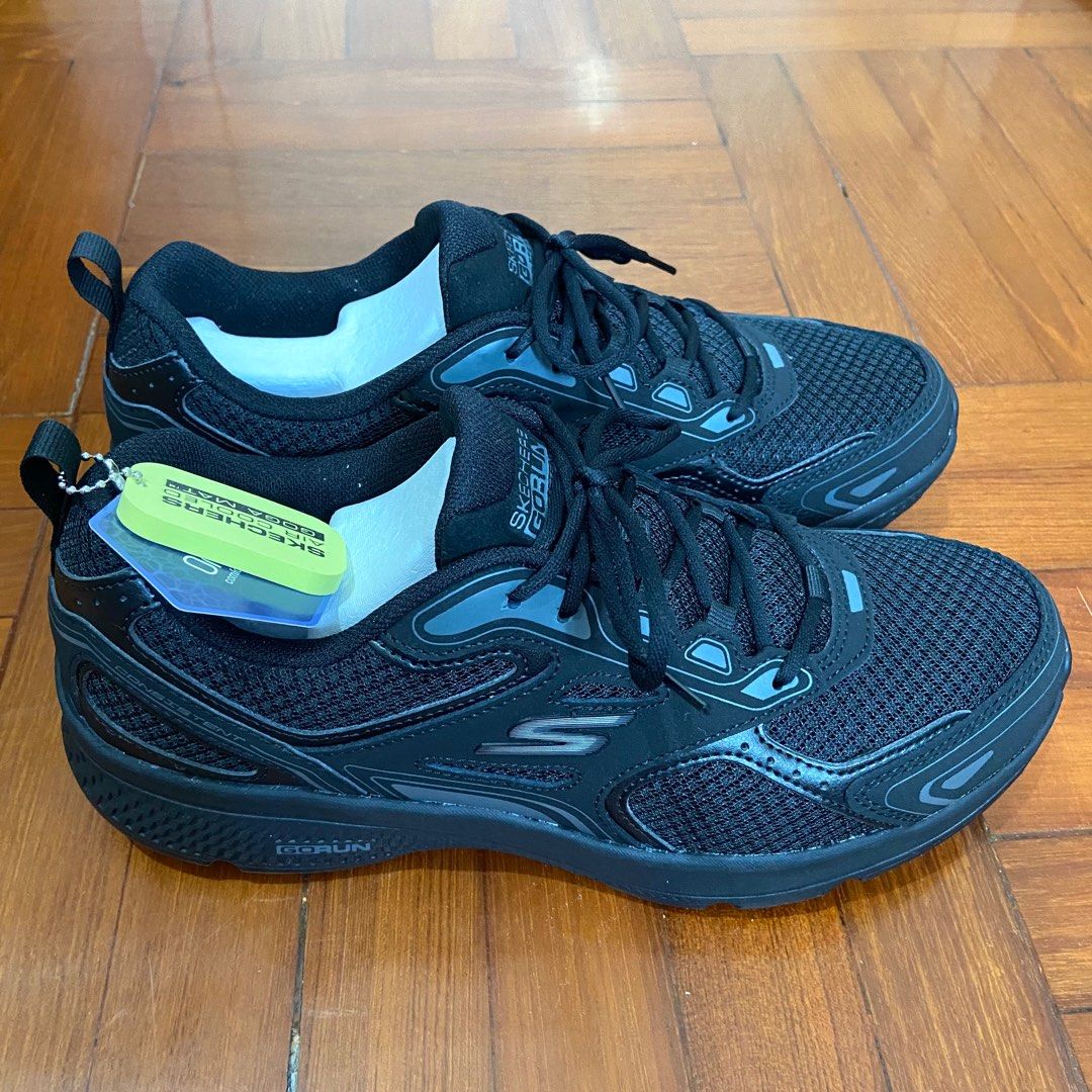 Skechers performance go strike 2025