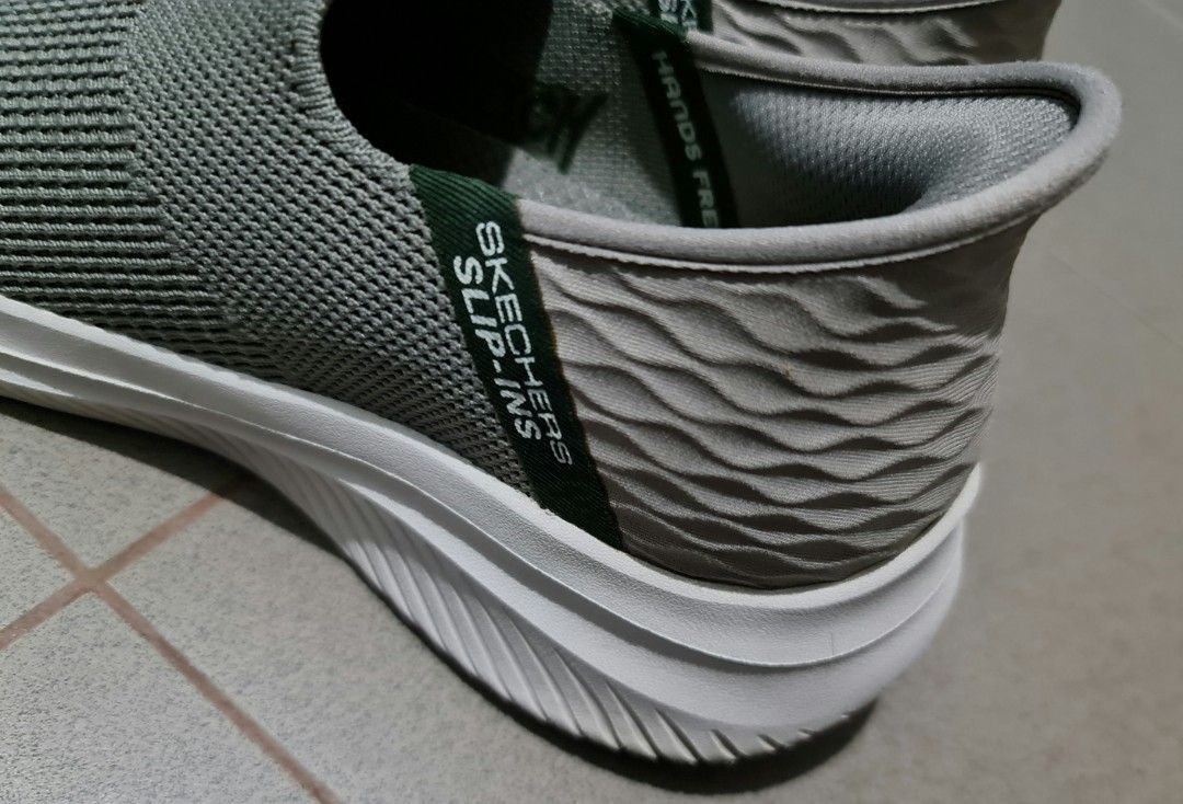 Today only 28 Skechers Grey Fabric Slip On Shoes Sneakers UK 8 US 9 EU42 casual walking men boys teen sports slip ons fabric