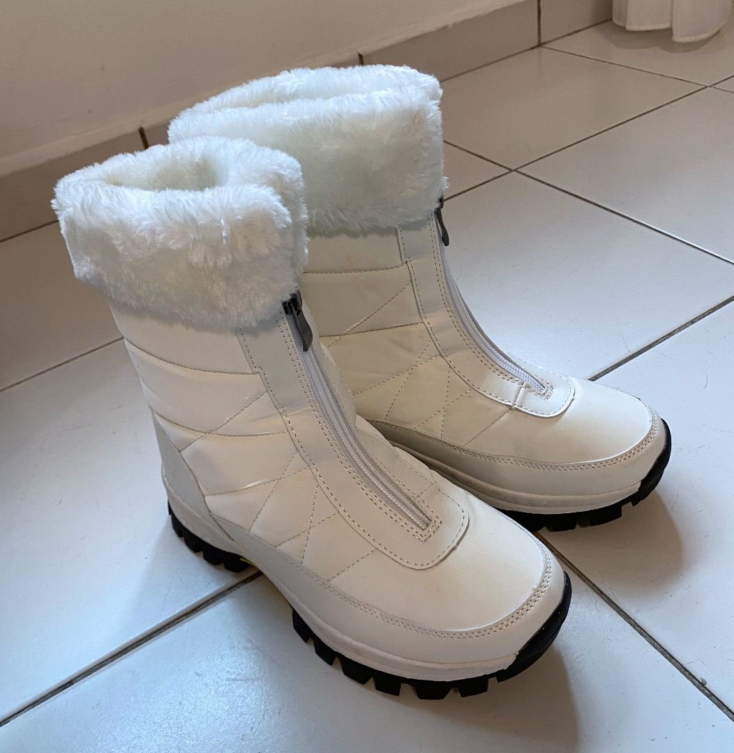 White snow shop boots for ladies