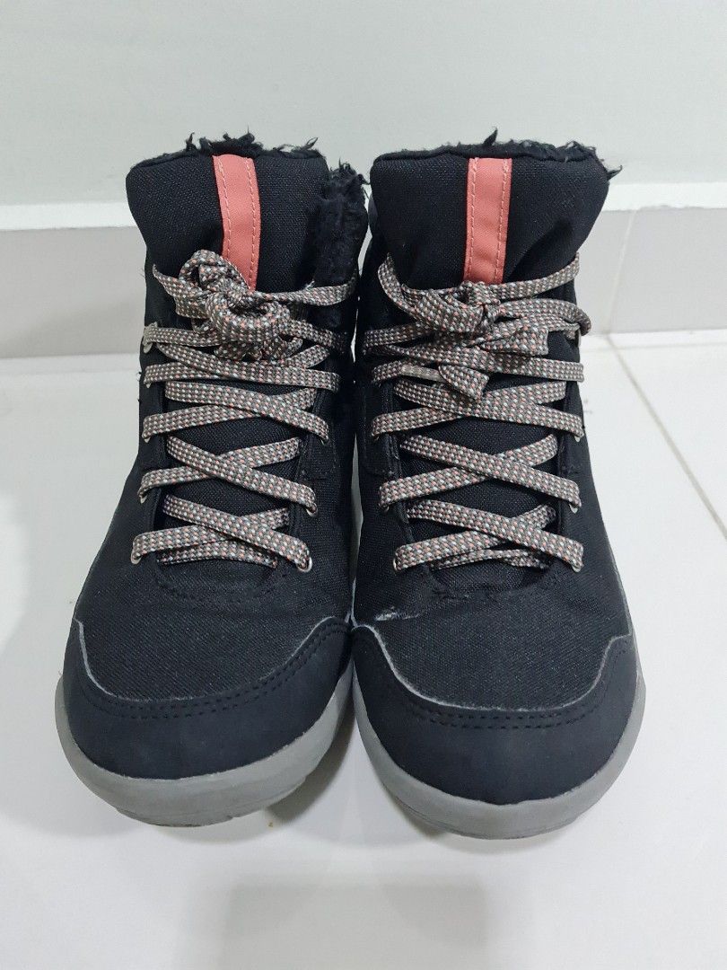 decathlon snow hiking shoes