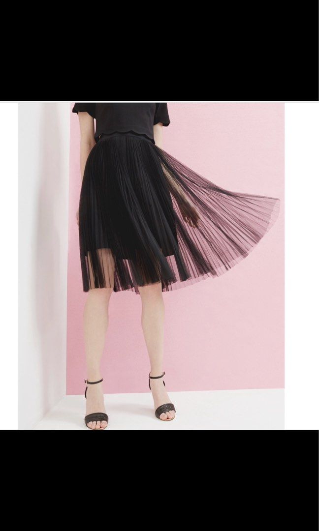 Sheer skirt store with lining