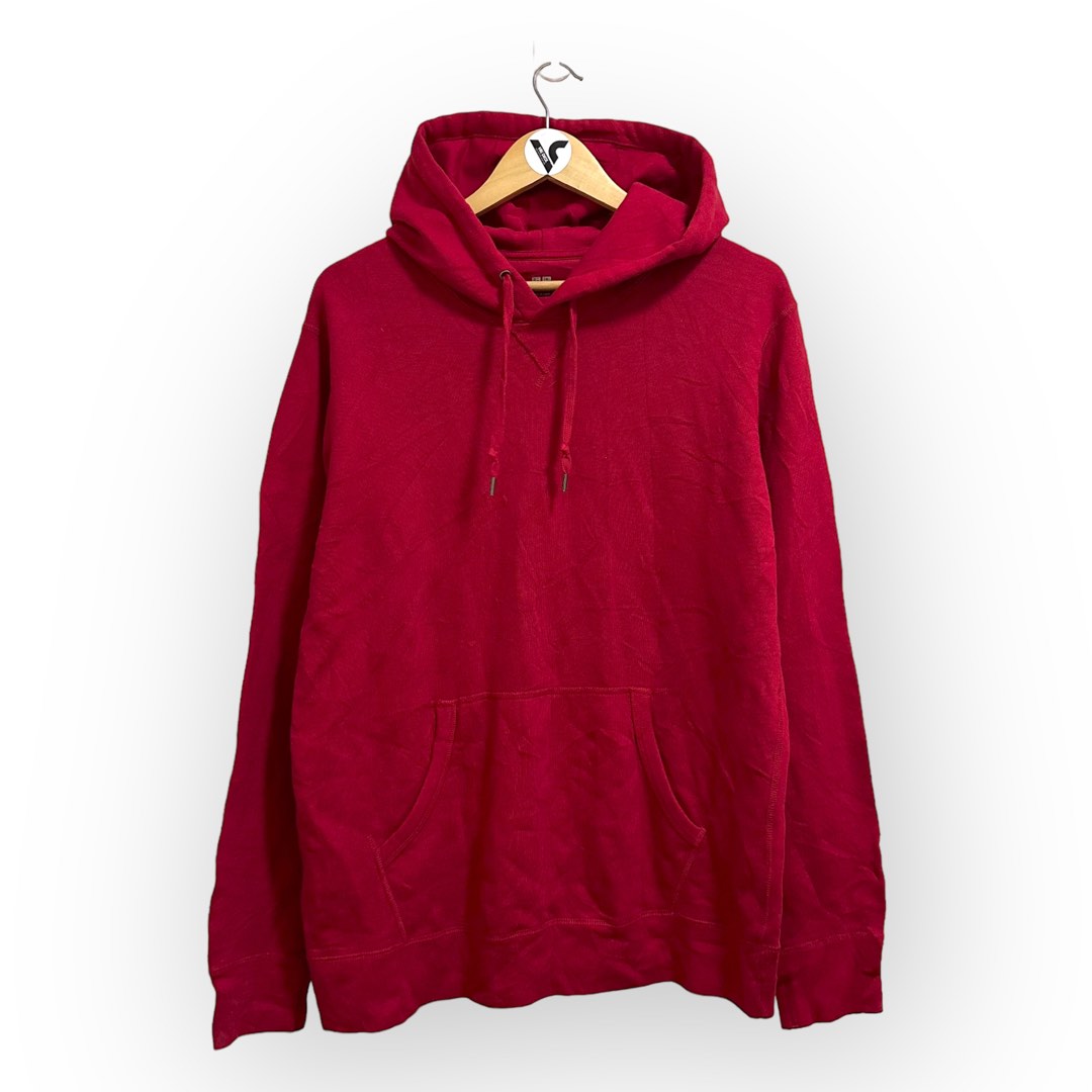 Uniqlo Plain Red Hoodie, Men's Fashion, Tops & Sets, Hoodies on Carousell