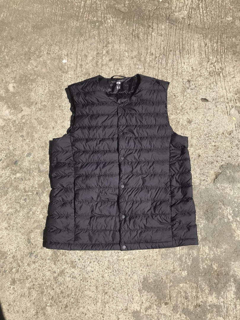 Uniqlo Puffer Vest, Women's Fashion, Tops, Others Tops on Carousell