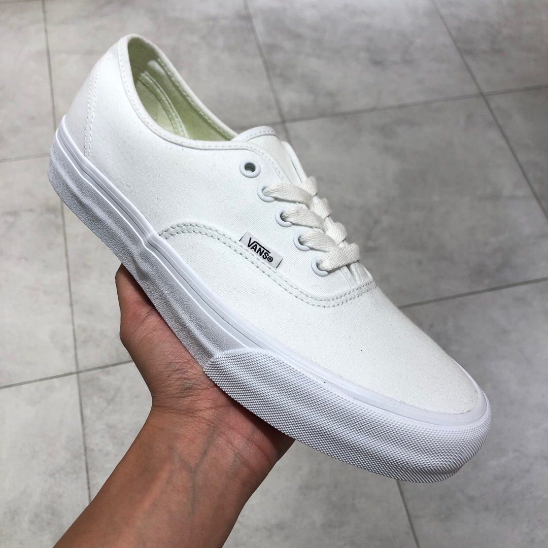 Harga vans authentic white cheap
