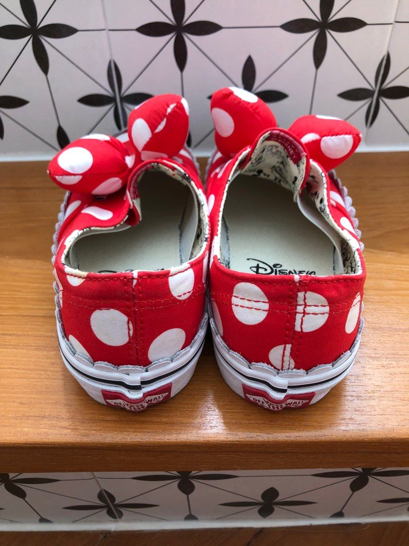 Red minnie clearance mouse vans