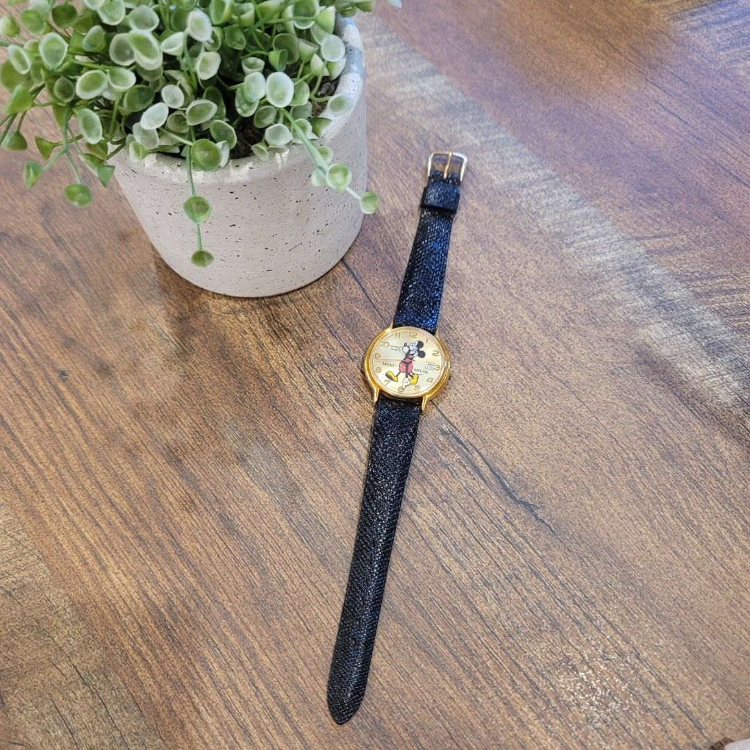 Bradley quartz on sale mickey mouse watch