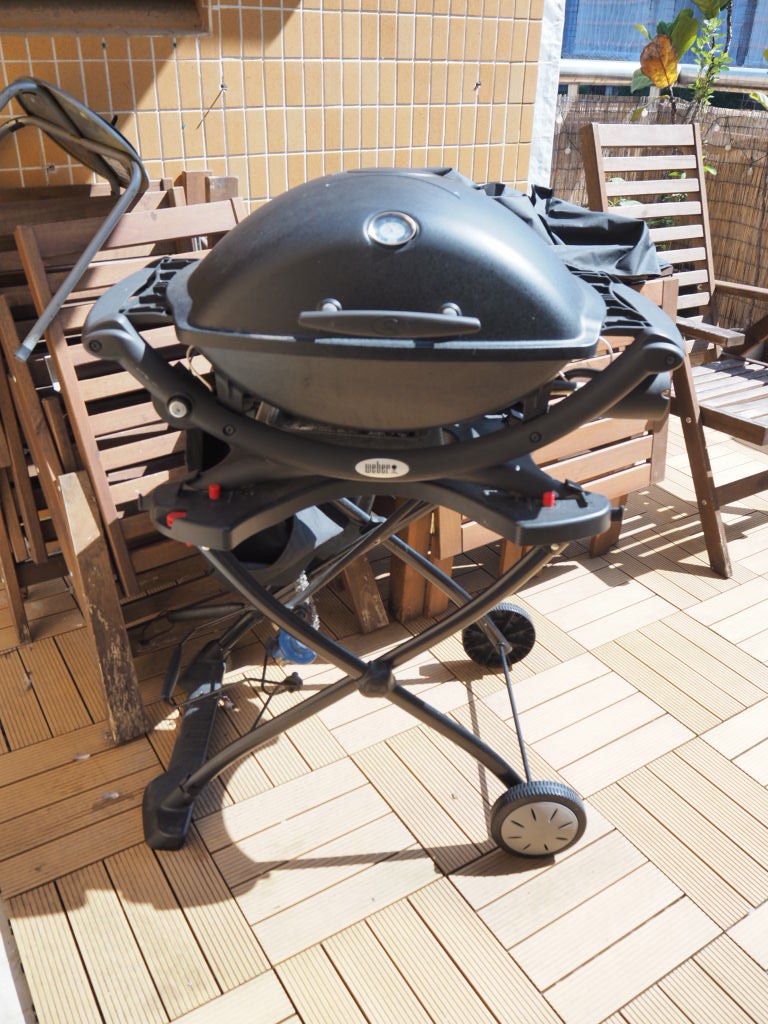 Weber Q1250 with stand and cover, 家庭電器, 廚房電器, 燒烤爐及火鍋