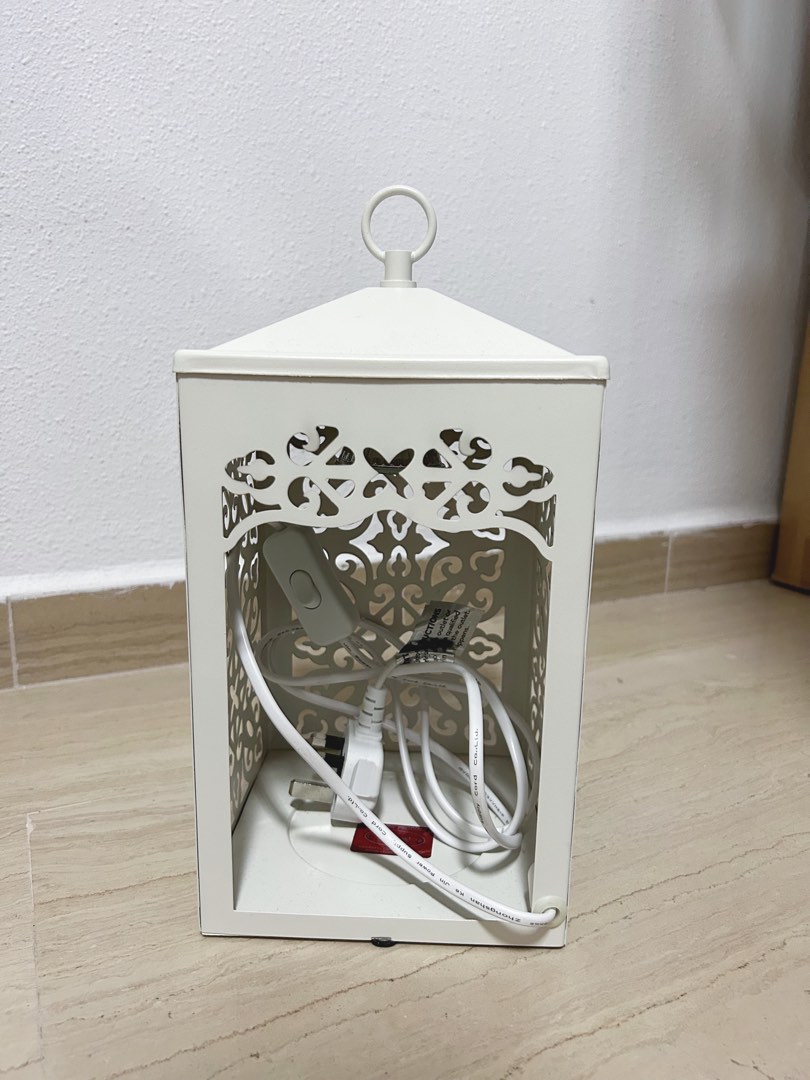 Yankee Candle Warmer Lantern white, Furniture & Home Living, Home Fragrance on Carousell