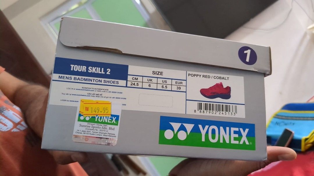 Badminton shoes clearance company