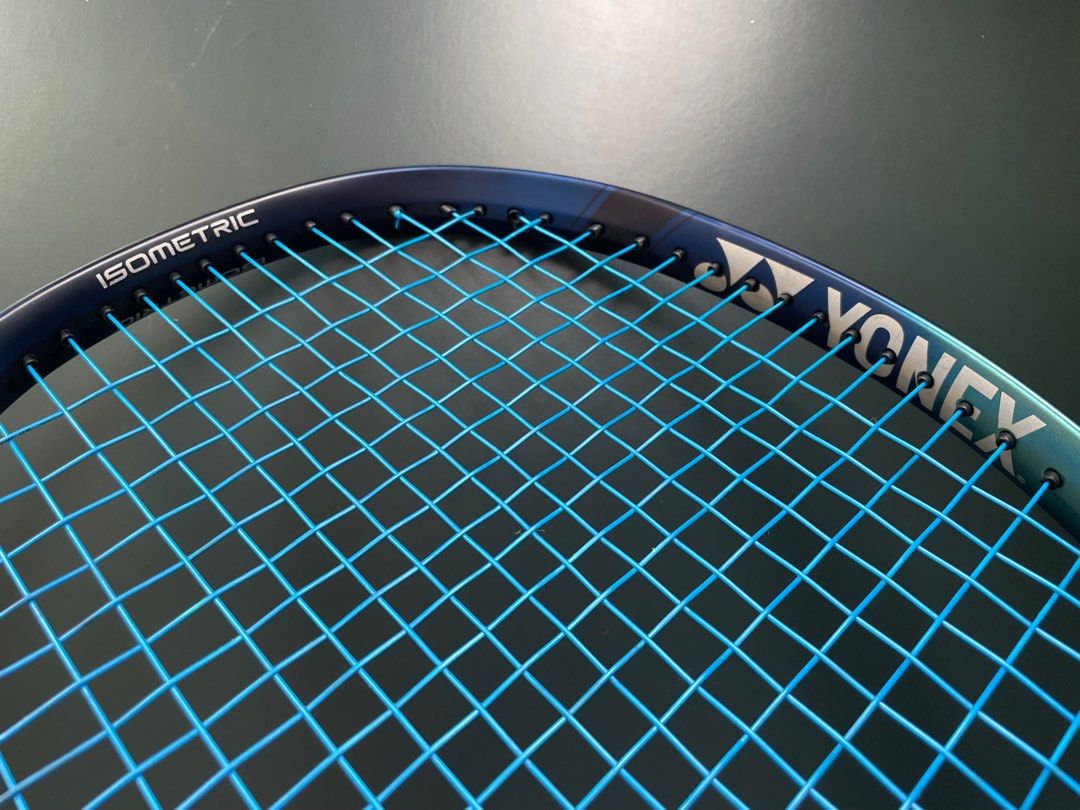 Yonex Ezone 100 tennis racket Grip Size L3, Sports Equipment, Sports