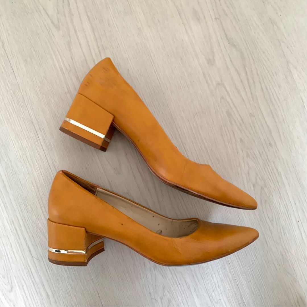 Zara mustard shoes sale