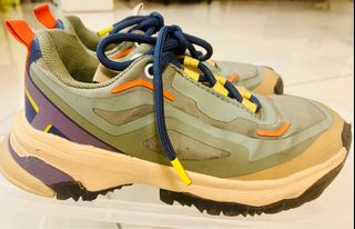 (Category: ) located in . Submitted by hiker321 (Listing ID 1263844368, Image 1). Description: .