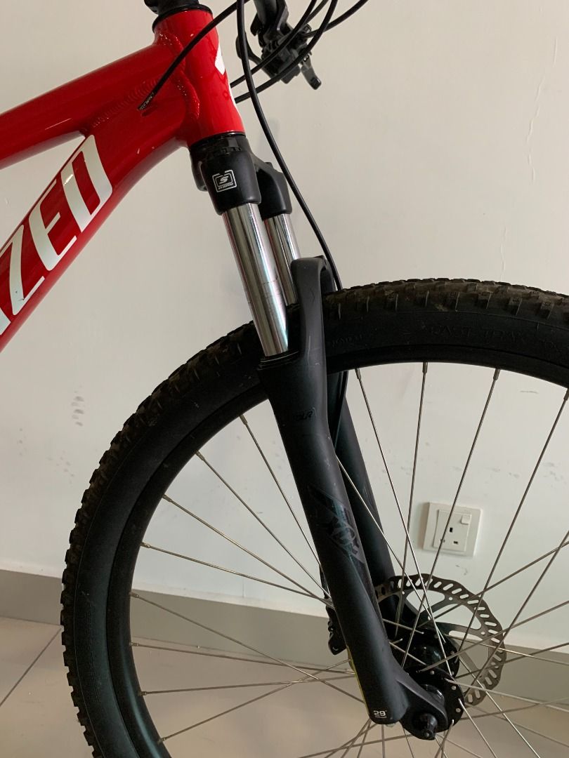 2022 Specialized Rockhopper 29 M GLOSS FLO RED WHITE Sports