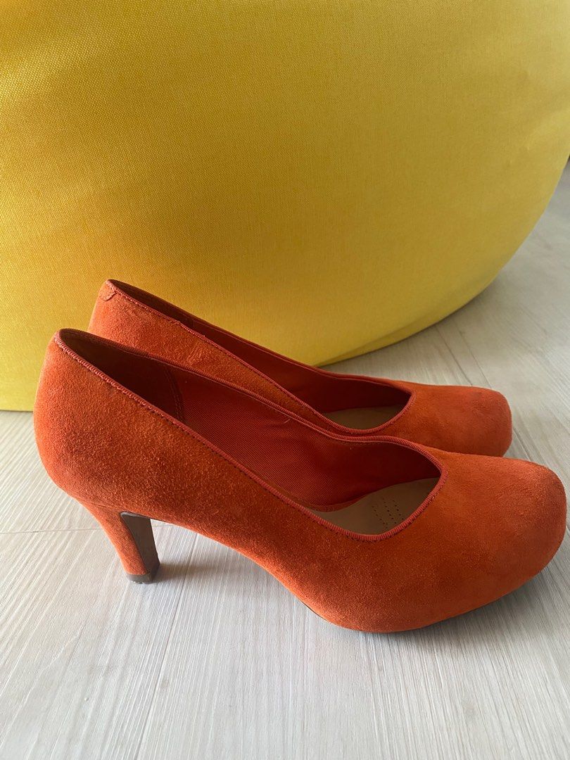 Clarks pumps orange new arrivals
