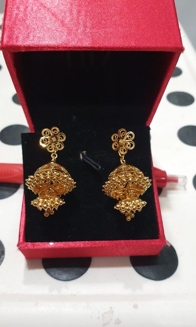 Gold ki earrings online