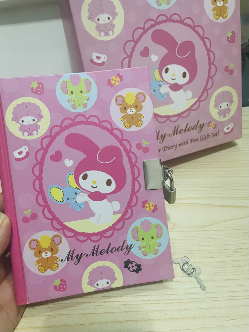 舊版 Melody 單行簿 鎖匙扣簿 美樂蒂 Sanrio, 興趣及遊戲, 手作＆自家設計, 文具 - Carousell
