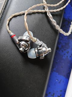 Acoustune hs1670ss