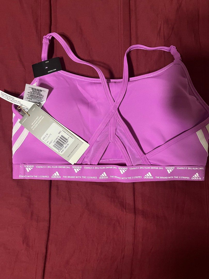 Adidas Aeroreact Training Light Support Sports Bra (Category: Activewear) located in Quezon City. Submitted by rose224 (Listing ID 1264004590, Image 2). Description: RFS: for gifting sana but opted for something else Original Price: ₱1,800 i have it in medium and large Loc: Cubao/Mckinley Hill/Antipolo sf shouldered by buyer.