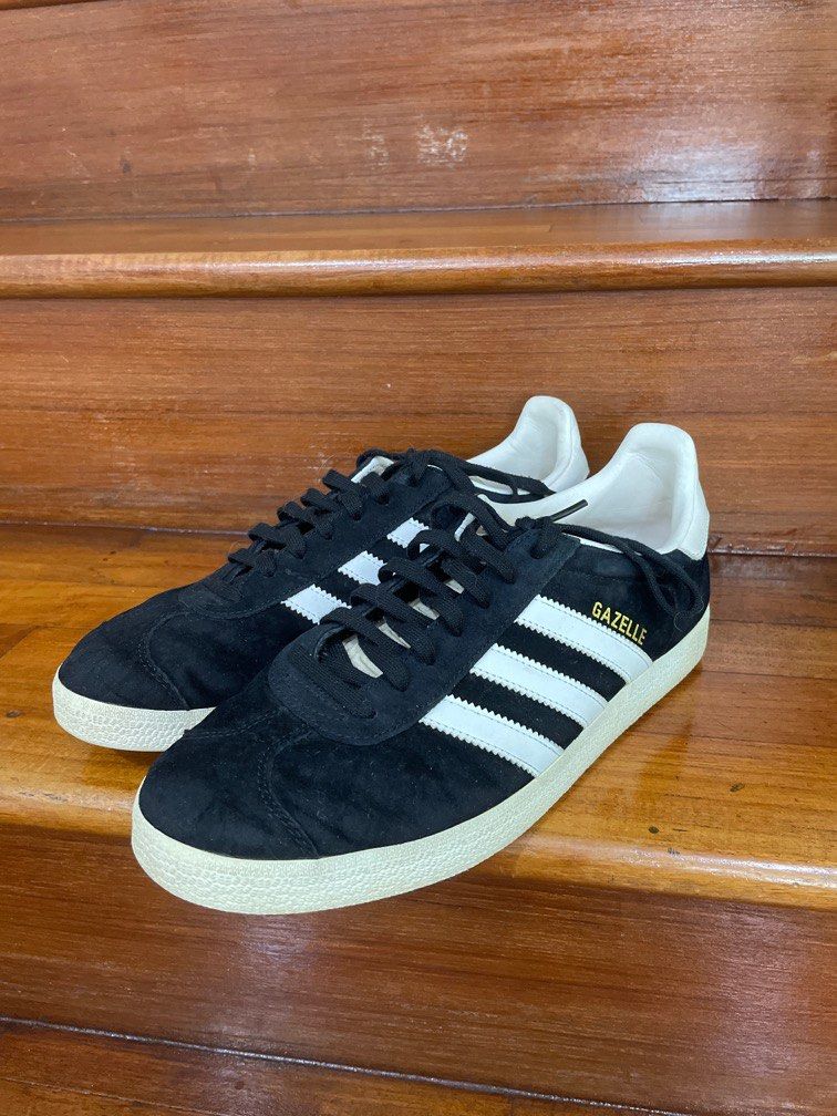 Adidas gazelle top black tongue
