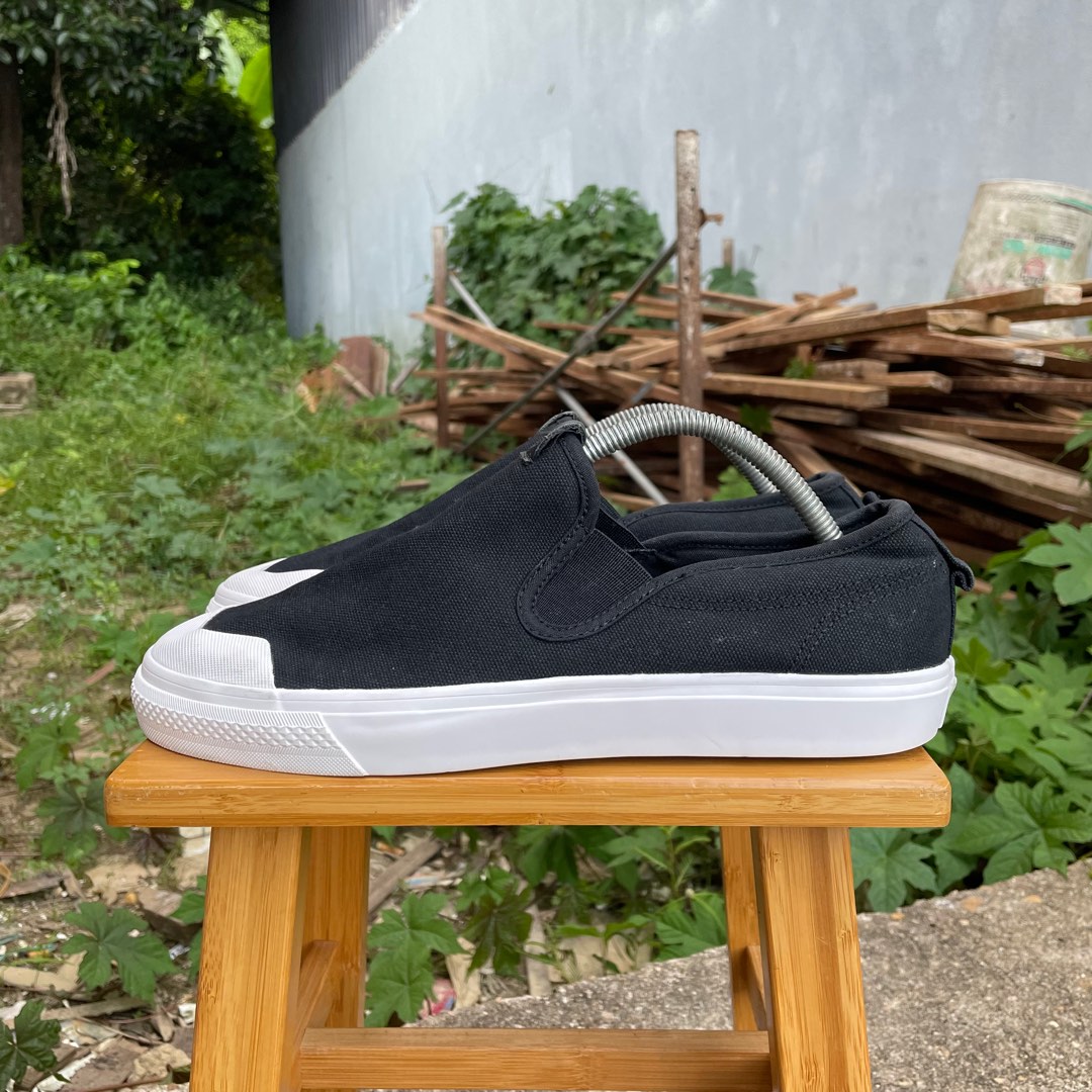 Adidas nizza clearance slip on black