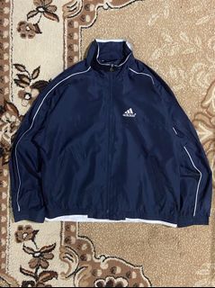 (Category: ) located in . Submitted by yatthriftstore2 (Listing ID 1264046060, Image 1). Description: .
