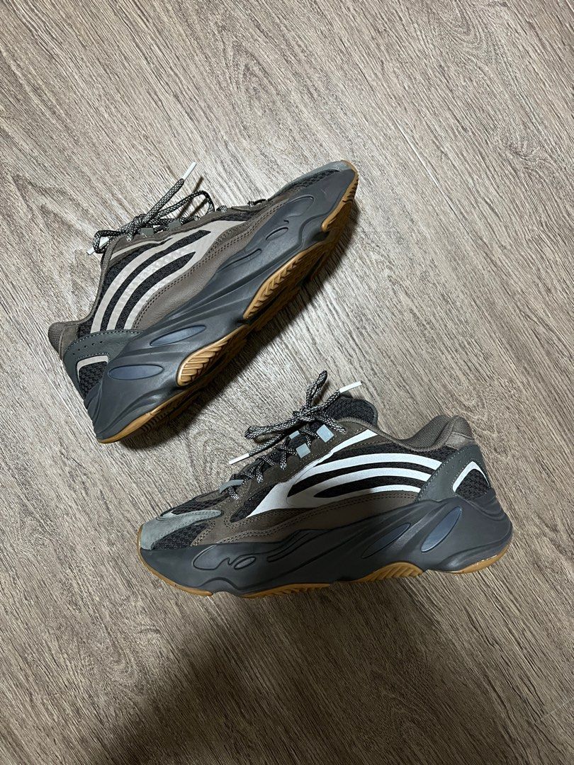 Adidas yeezy hotsell boost 700 reflective