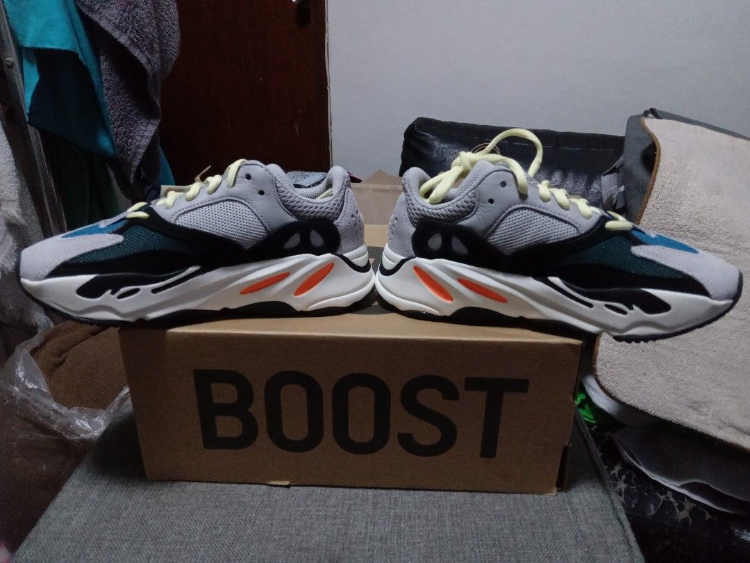 Wave runner size 4 2025