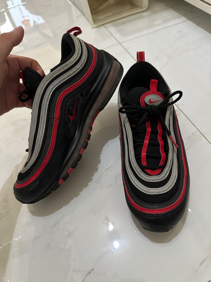 Nike 97 black sale with red tick
