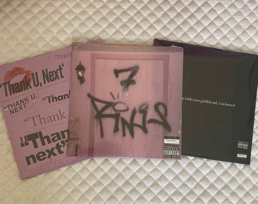7 Rings: Notebook 100 Page College Ruled Black and White Ariana Grande  Lyric Blank Journal - Merch, Fandom: 9781796385960 - AbeBooks