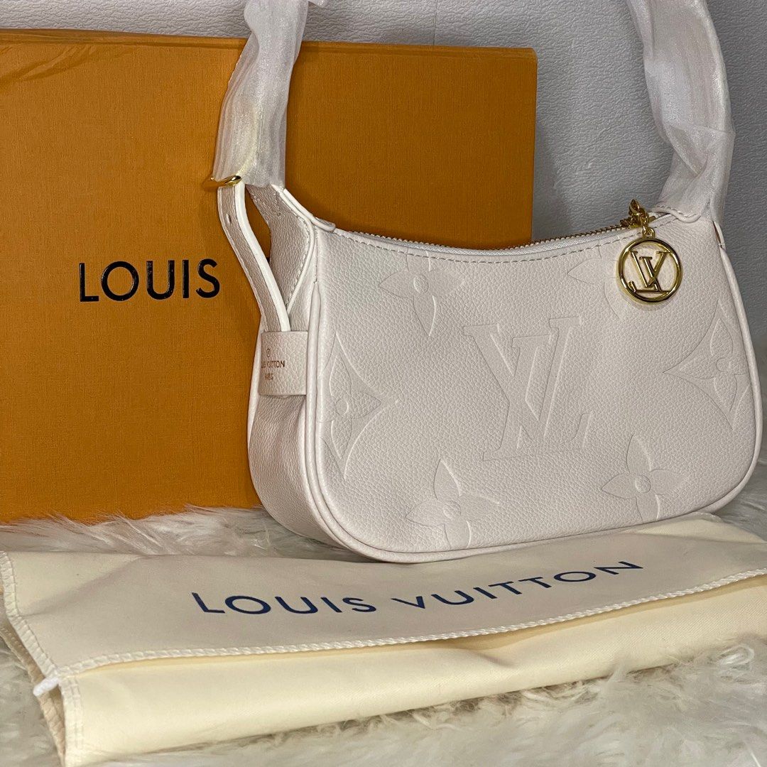 Louis Vuitton Mini Moon Bag Creme | 3D model