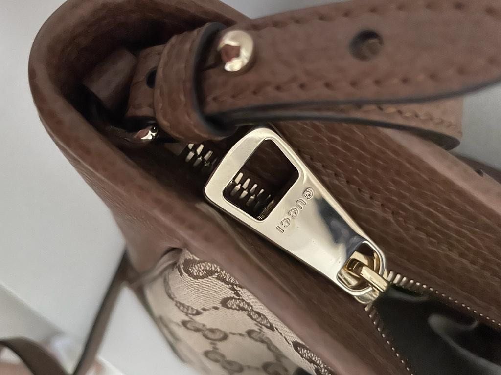 Real gucci bag inside on sale