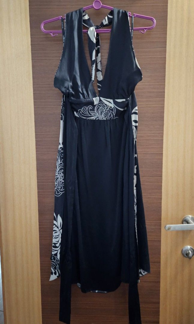 Bebe Halter Neck Silk Reversible Dress Women s Fashion Dresses