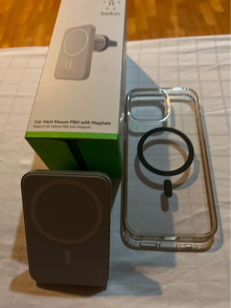 Belkin Car Vent Mount Pro with Magsafe & iPhone 14 Pro Max