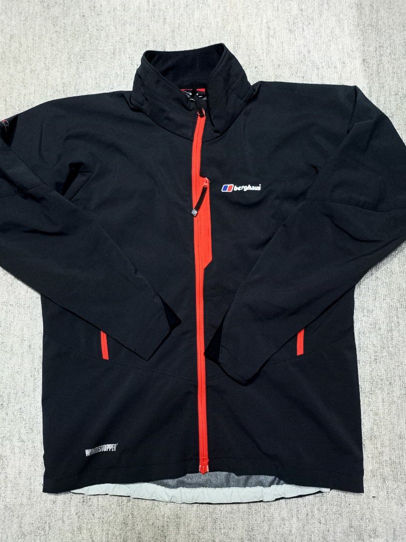Berghaus windstop windbreak top