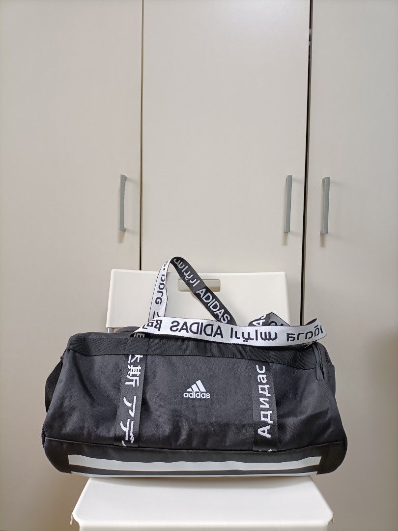 Golf holdall discount with shoe compartment