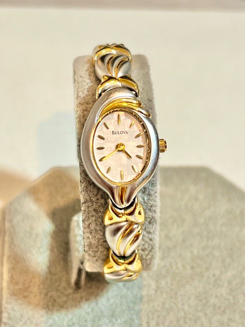 Bulova women's deals watch vintage