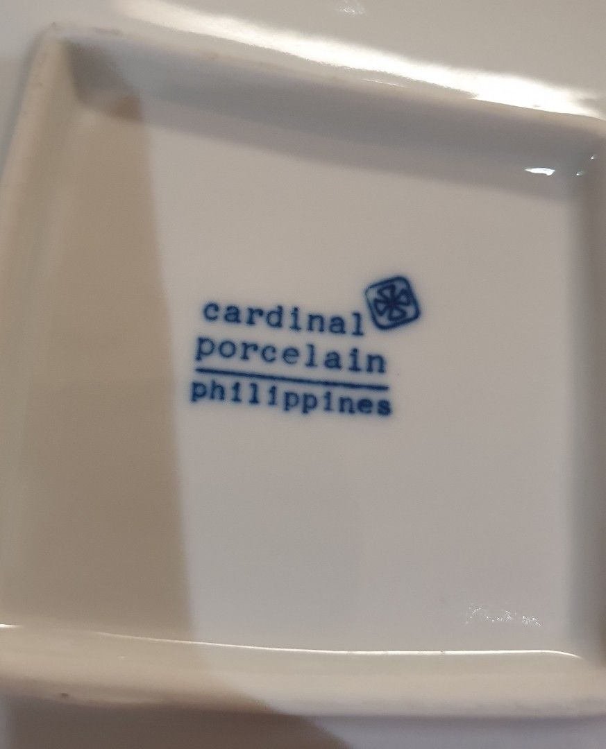 Cardinal porcelain plates set (Category: Dinnerware & Cutlery) located in San Juan City. Submitted by integrale (Listing ID 1263983910, Image 3). Description: Banana leaf/blossom series Sold as set Dinner plates (8pcs) Salad plates (8pcs) Saucers (8pcs) Small bowl (7pcs) Cup (7pcs).