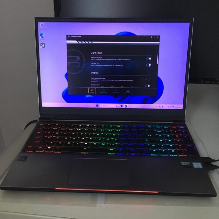 cheapest RTX 2060 i7 16gb 512gb 144 hz 15" aftershock gaming laptop 15.