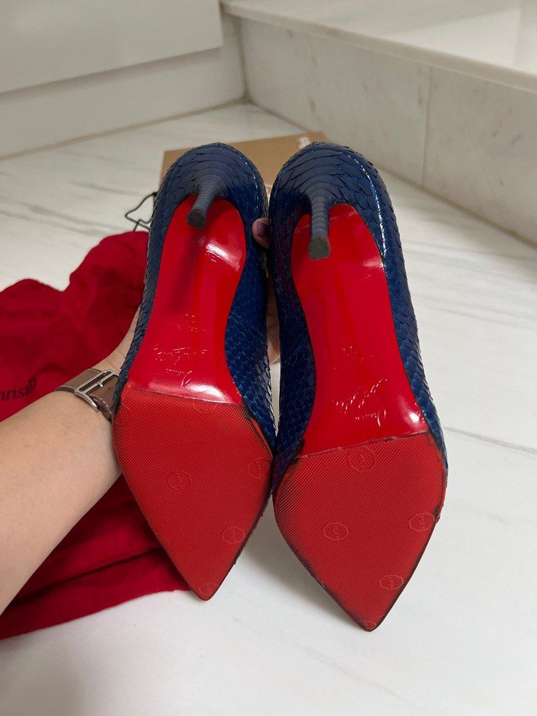 Christian louboutin outlet python pumps