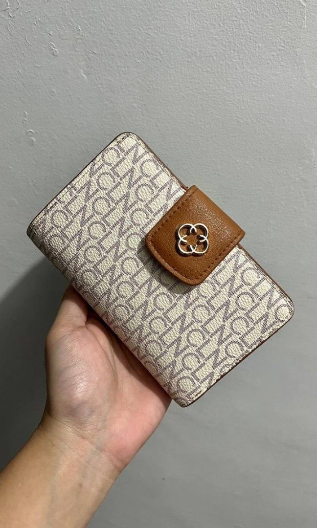 CLN ORIGINAL BRAND NEW WALLET, Women's Fashion, Bags & Wallets, Purses &  Pouches on Carousell