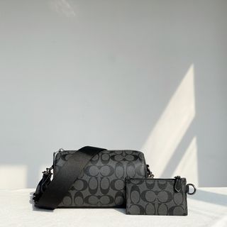 Alpha messenger cloth bag Louis Vuitton Multicolour in Cloth - 29520774
