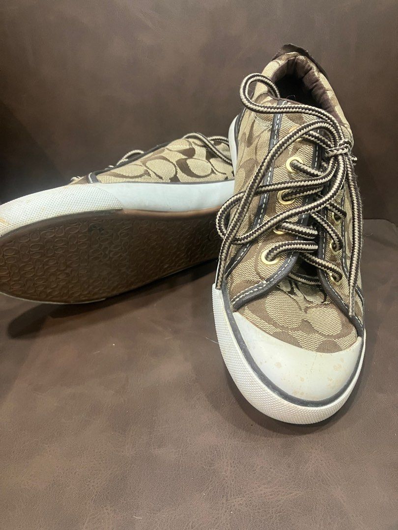 Coach signature best sale shoes