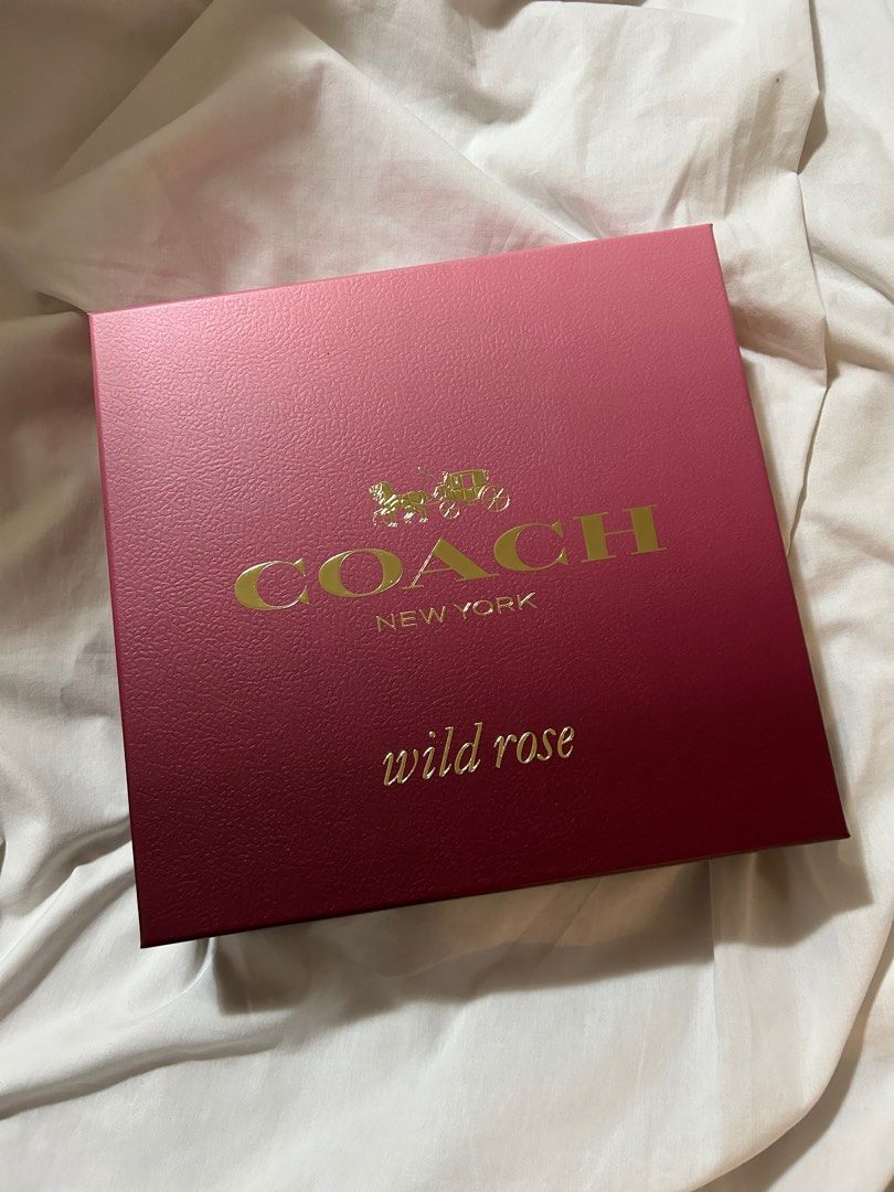 COACH Wild Rose Perfume Gift Set, Beauty & Personal Care, Fragrance
