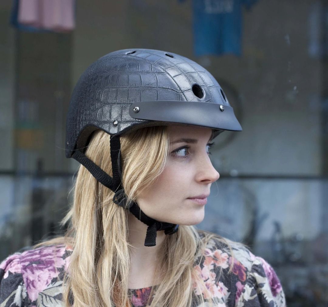 Sawako 2025 bike helmet