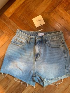 (Category: ) located in . Submitted by vxswy (Listing ID 1263956020, Image 1). Description: .