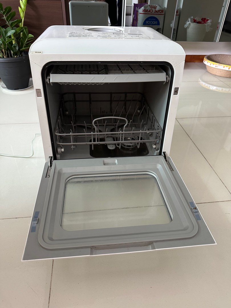 Dishwasher, TV & Home Appliances, Kitchen Appliances, Dishwasher on